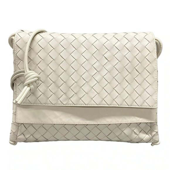 Bottega Veneta Handbags - Auth BOTTEGA VENETA Intrecciato - Cream Leather B********* Shoulder Bag